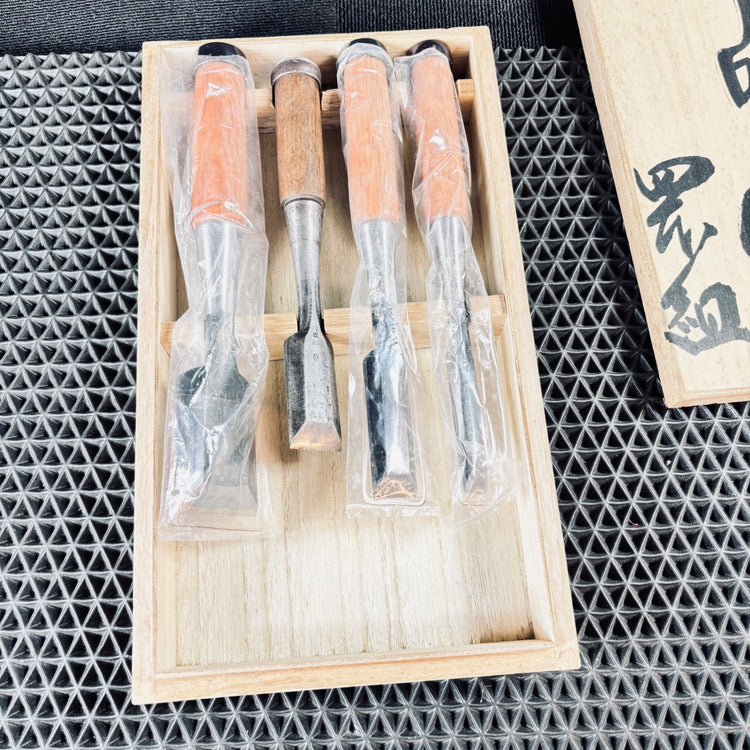 登録　虎徹　中叩鑿四本組 【越谷店】