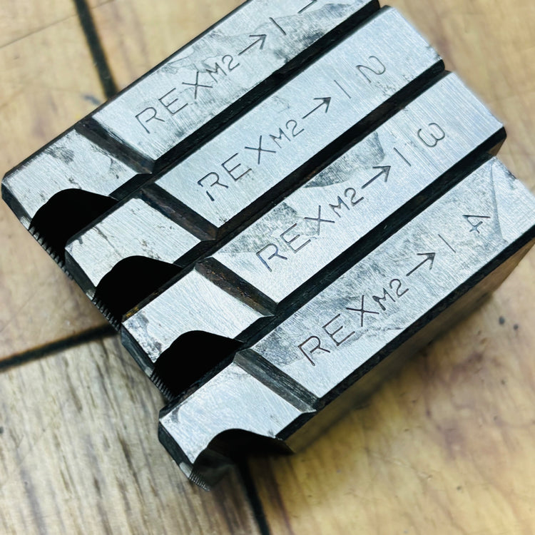 【コンパクト便】 使用は少なそうです  自動切上ダイヘッド対応チェーザ 水道管・ガス管用 2・1/2～3 AC 65A-80A(16B450)  【蓮田店】