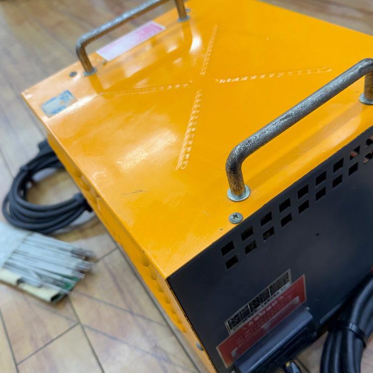 動作確認済み 100V/200V 交流アーク溶接機 HD-150DB 【リライズ蓮田店】