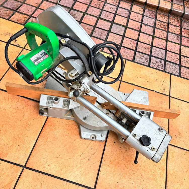 【店頭引取限定】日立(HITACHI) スライドマルノコ C8FB 【市川行徳店】