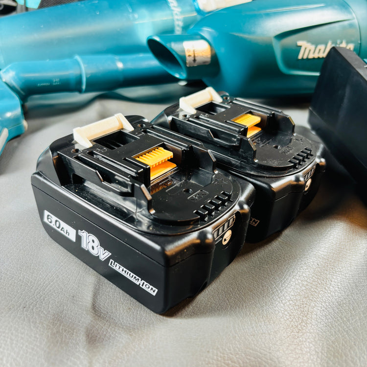 ◆マキタ(makita) コードレスクリーナー CL181FDRF 【越谷店】