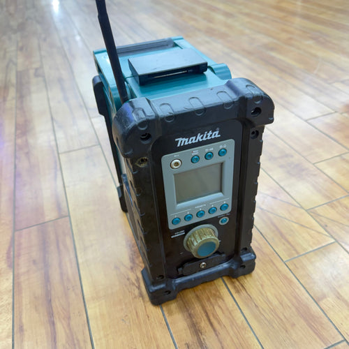 動作確認済み 充電式ラジオ MR100 18V,14.4V,12V,9.6V対応 本体のみ【リライズ蓮田店】