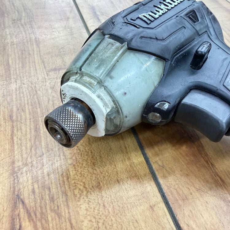 動作良好 18V 充電式ソフトインパクトドライバ TS141DZB 本体のみ【リライズ蓮田店】