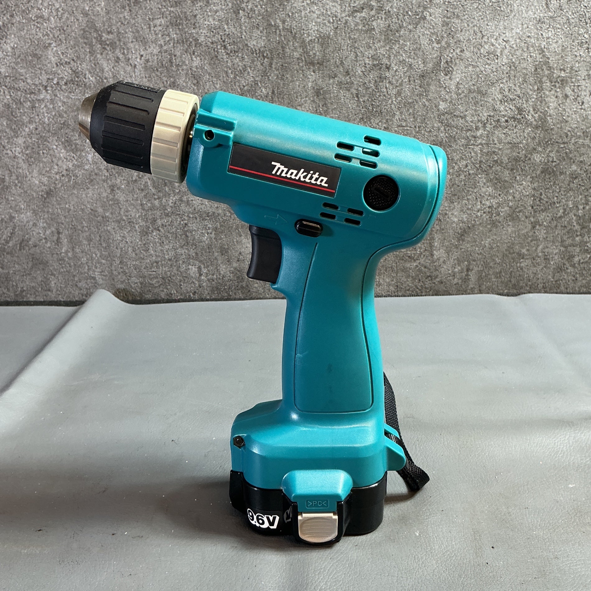 【中古】マキタ　9.6V 6.5mm充電式高速ドリル　6503DRC  【越谷店】