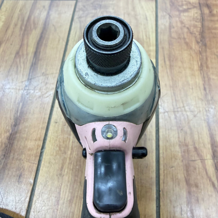 動作良好 18V 充電式インパクトドライバー TD147DZP 本体のみ【リライズ蓮田店】