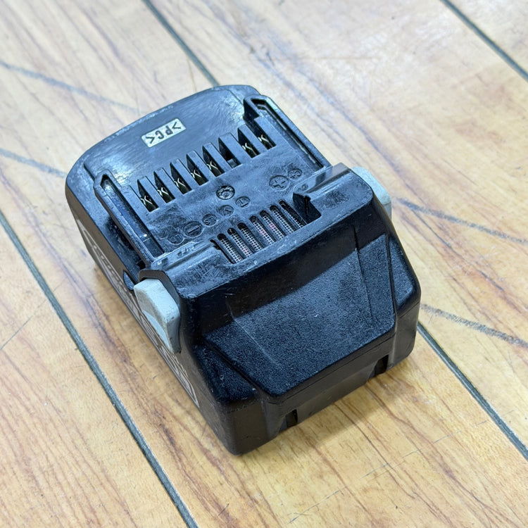 使用充電確認済み リチウムイオンバッテリー 18V/6.0Ah BSL1860 【リライズ蓮田店】