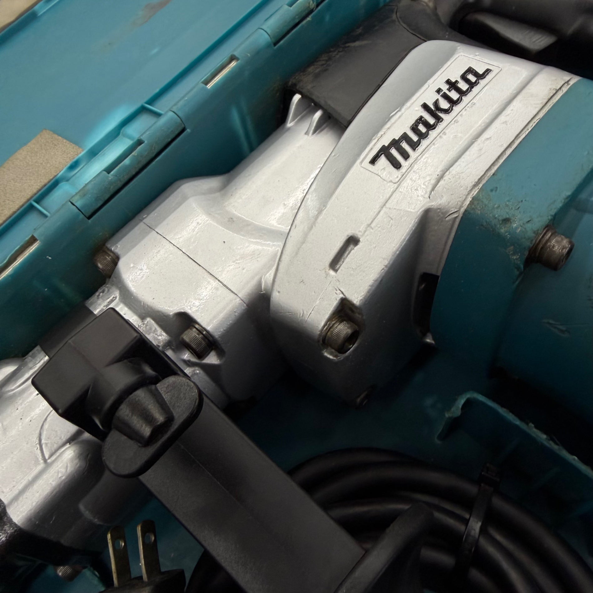 動作良好 六角軸17mm ハンマドリル HR4030C 【リライズ蓮田店】