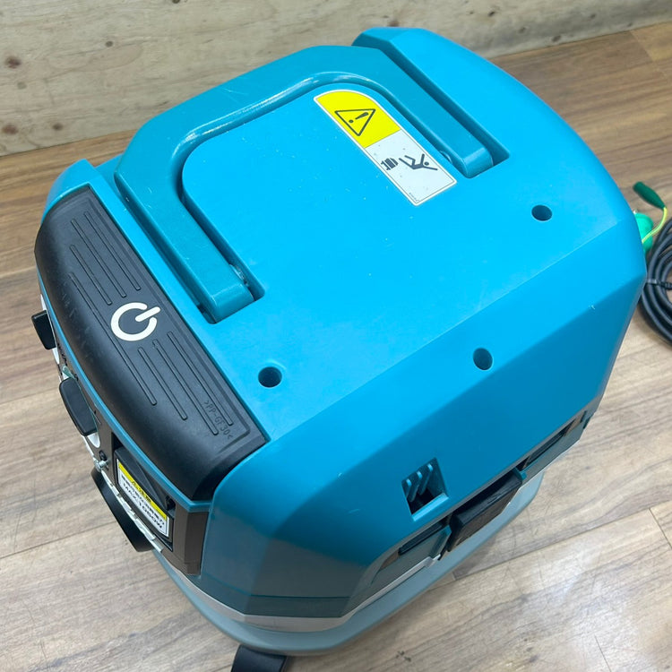 良品 マキタ (makita) 集じん機 (粉じん専用) 8L VC0830 集塵 乾式 【船橋馬込店】