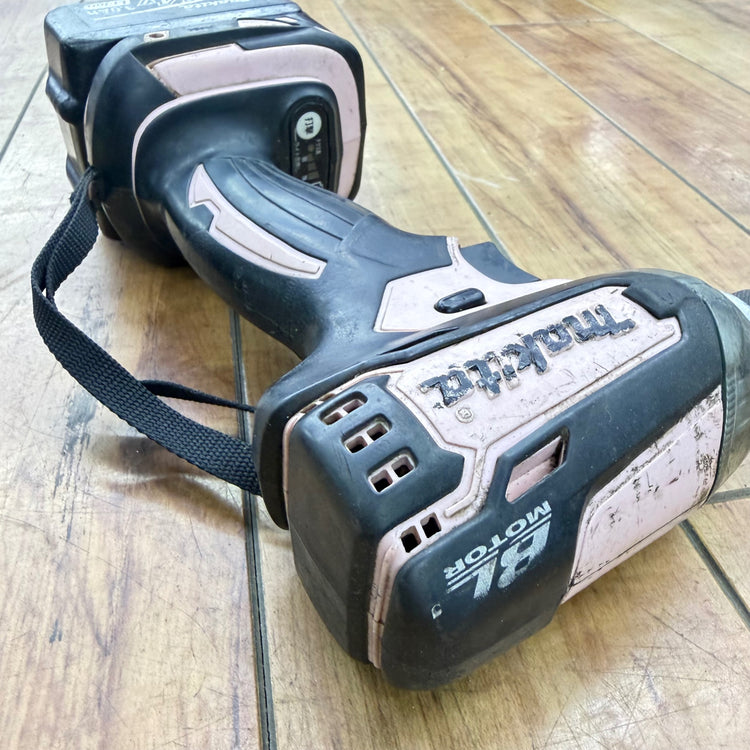 動作良好 14.4V 充電式インパクトドライバ TD136DZ バッテリー1個(BL1430)付属【リライズ蓮田店】