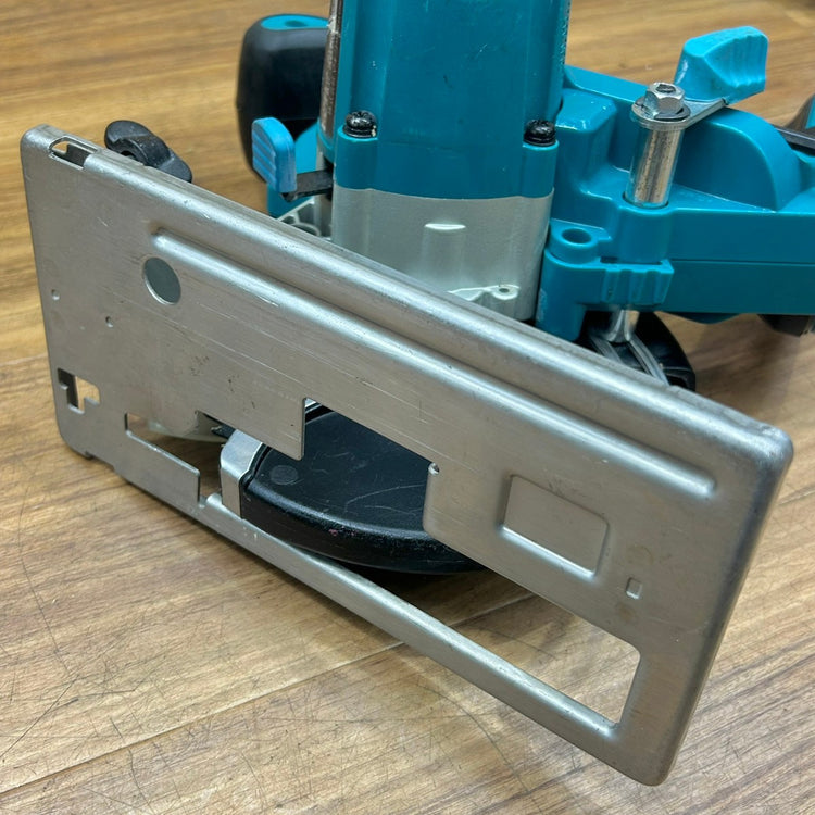 訳アリ マキタ (makita) 18V コードレスチップソーカッター CS551DZ 本体のみ 【船橋馬込店】