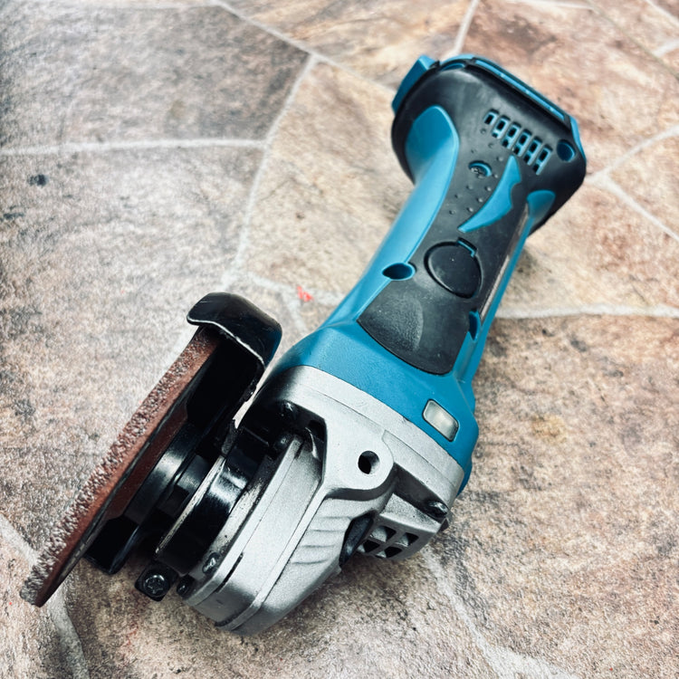 ◆マキタ(makita) 充電式ディスクグラインダー GA400DZ 【越谷店】