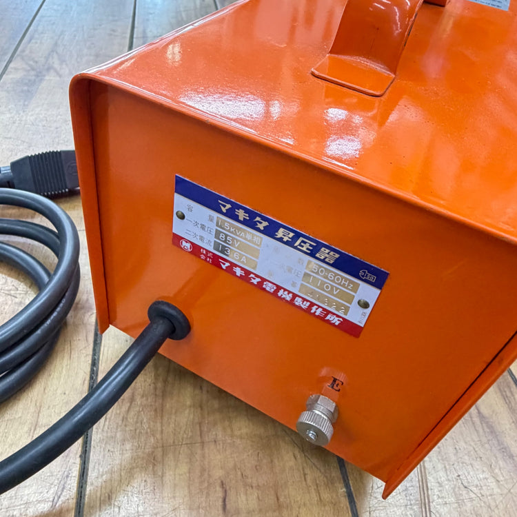 美品 昇圧器 1.5KVA 【蓮田店】