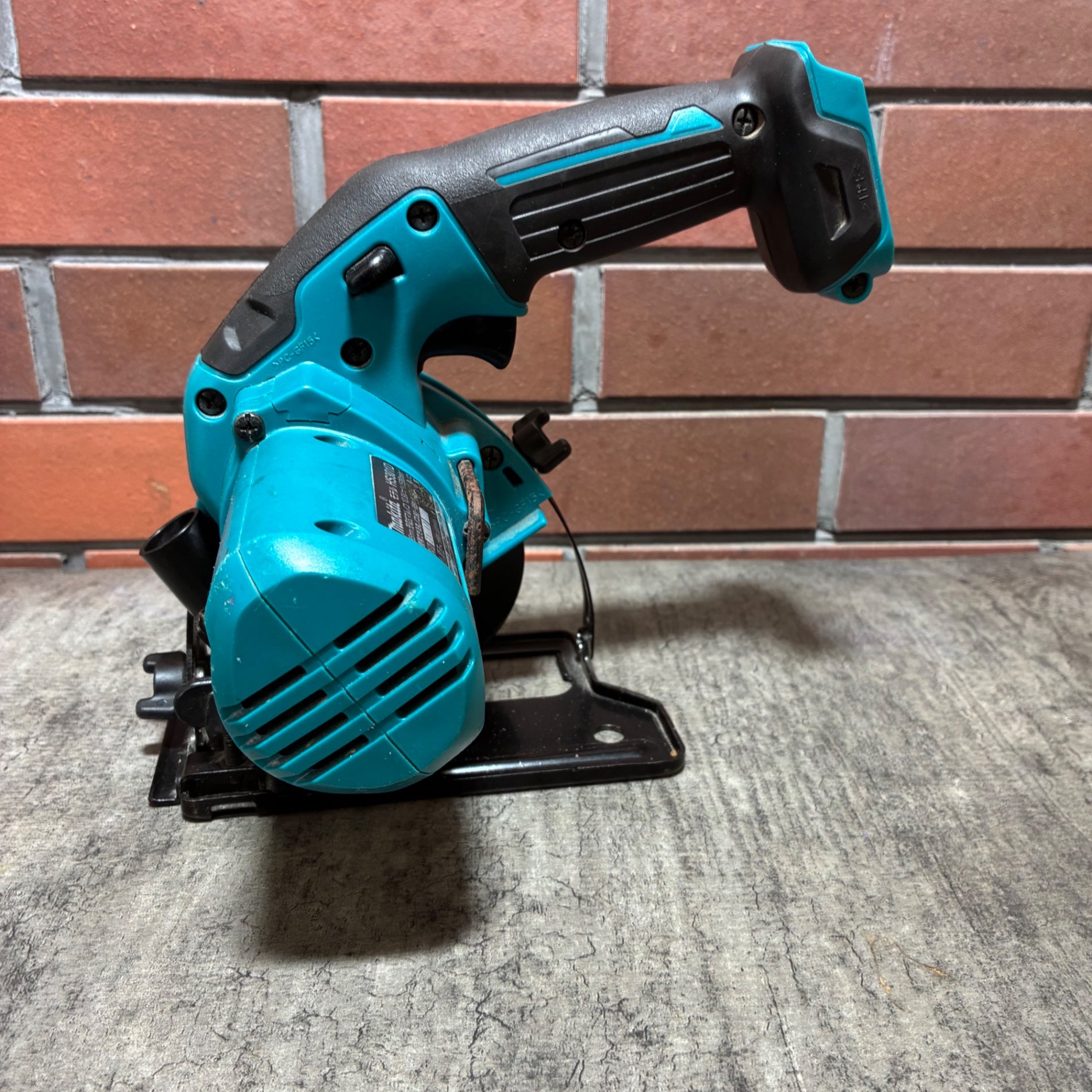 マキタ(makita) 10.8Vコードレス丸のこ HS301DZ 【市川行徳店】