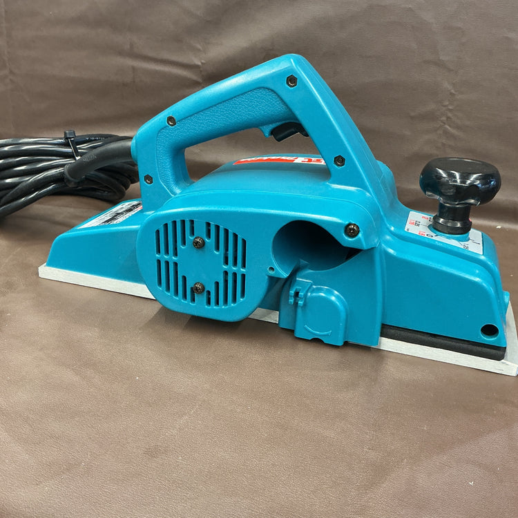 【美品中古・刃綺麗め！】 マキタ(makita) 電動カンナ  1911BSP 【越谷店】