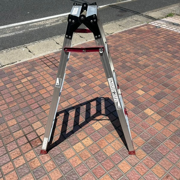 四脚アジャスト式はしご BCC-150