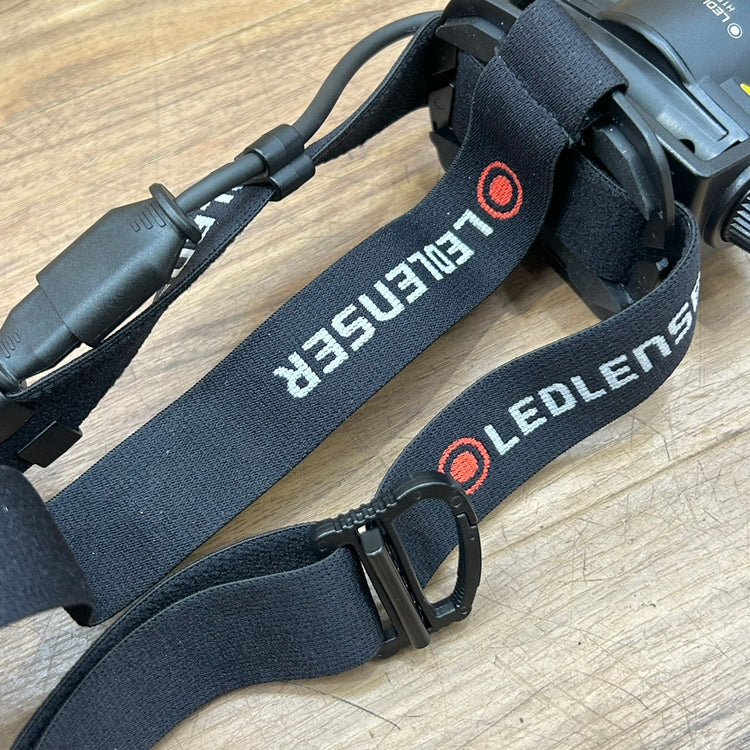 箱なし未使用 レッドレンザー (LEDLENSER) ヘッドライト H15R Core 【船橋馬込店】