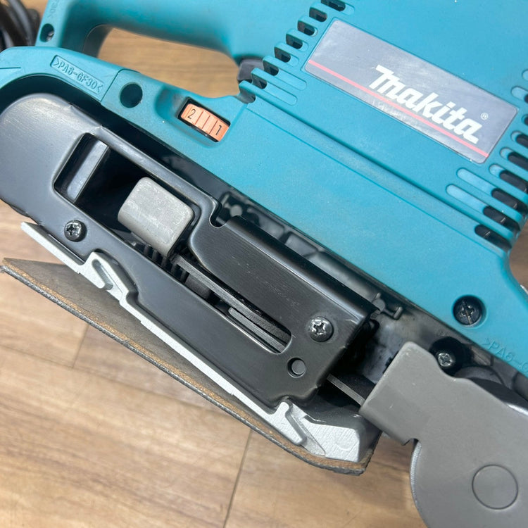 良品 マキタ makita 76mm ベルトサンダー 9903 サンディングベルト付き  【船橋馬込店】