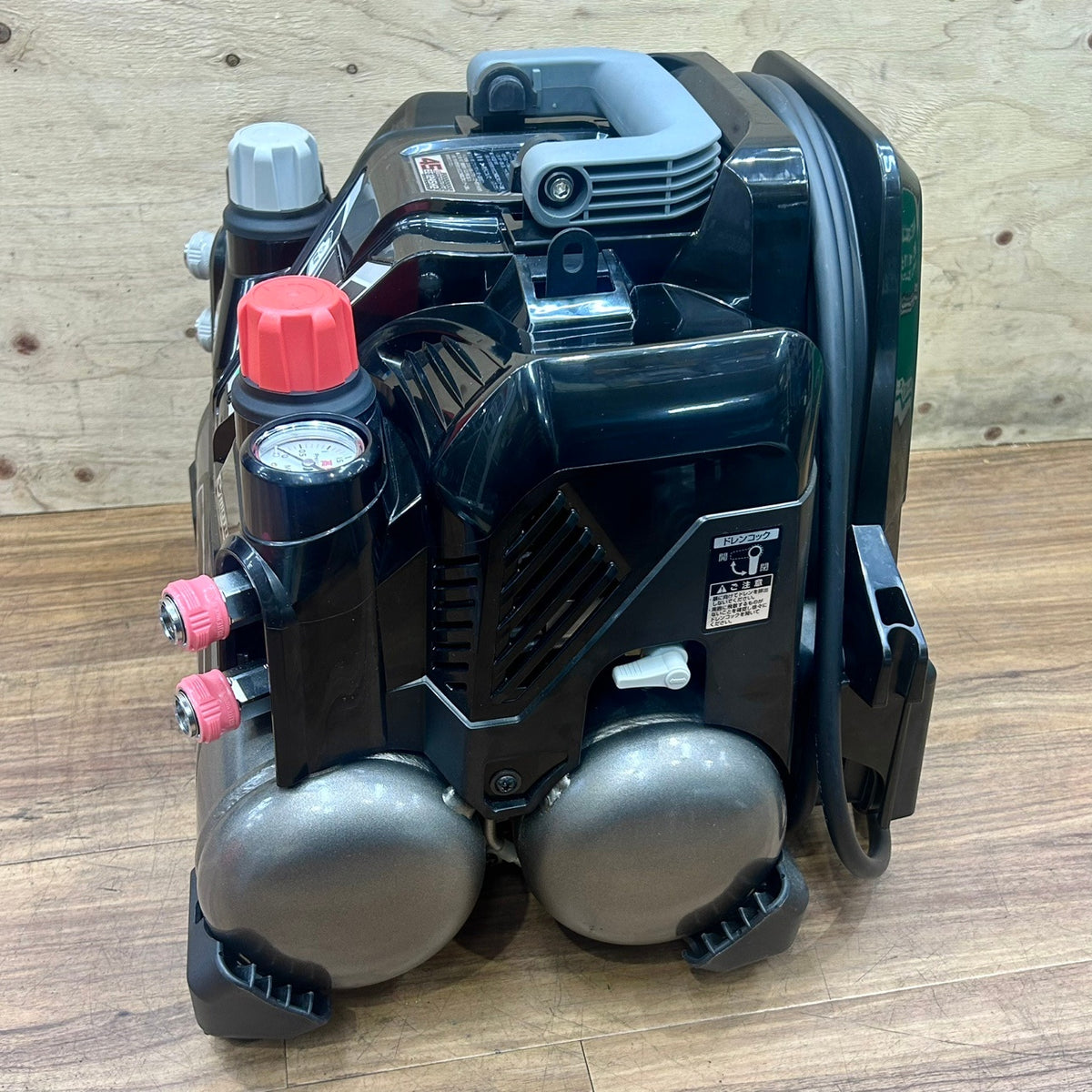 極美品 日立工機 (HITACHI) エアコンプレッサー EC1245H2(TN) セキュリティ非搭載モデル ハイコーキ HiKOKI 【船橋馬込店】