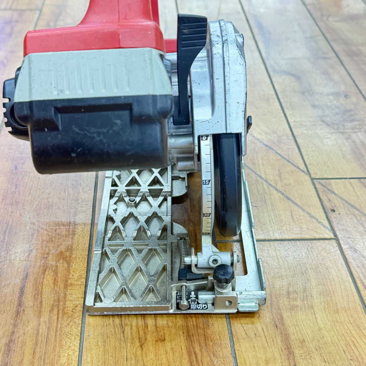 動作良好125mm 充電式丸のこ(本体のみ) PJ-CS51Z バッテリー(14.4V/3.0Ah)1個付属【リライズ蓮田店】