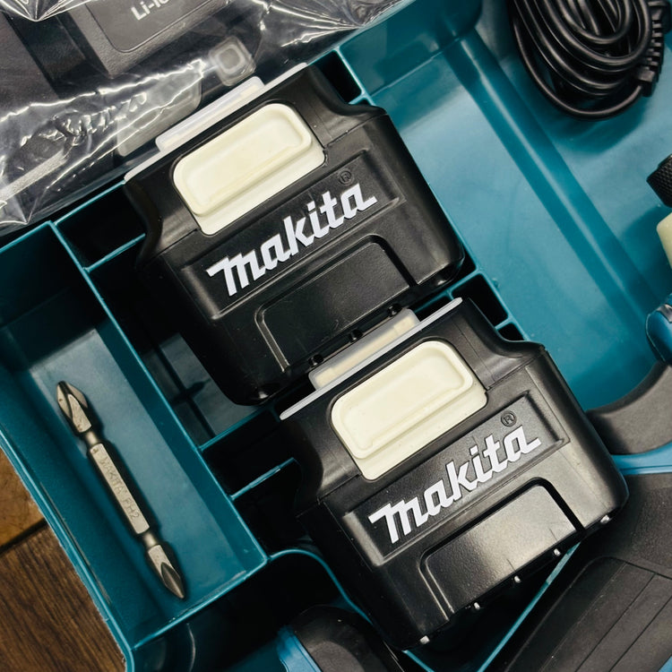 ほぼ使用感なし10.8v コードレスインパクトドライバー TD111DSMXB 【リライズ蓮田店】