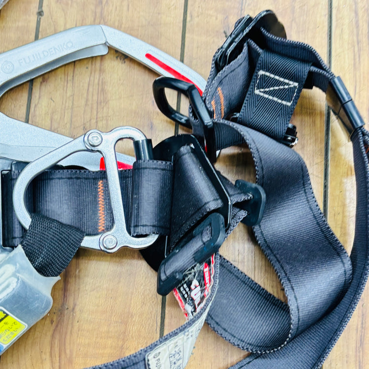 フルハーネス 飛燕ハーネス TH-506 Mサイズ 固定具・セーフティベルト付き【中古】 【蓮田店】