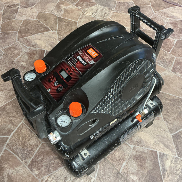 【ジャンク品】マックス/MAX エアコンプレッサー AK-HH1270E3(27L)  【越谷店】