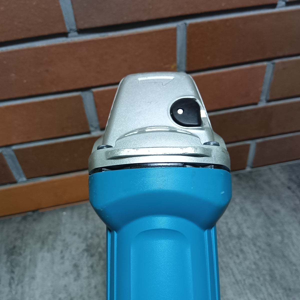 100mm ディスクグラインダー 9533BL 【市川行徳店】