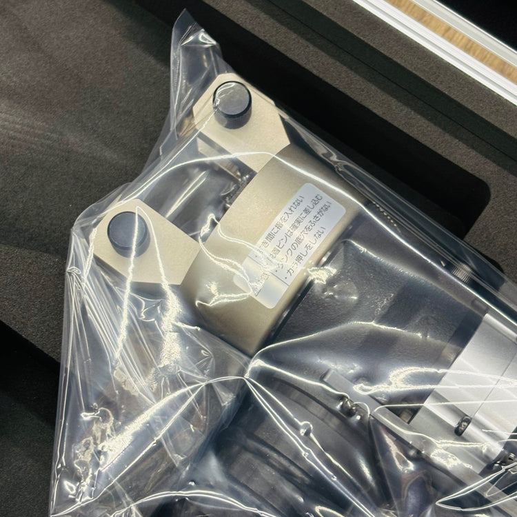 未使用 コードレス圧着器 EZ46A4K-B バッテリ・充電器別売 【リライズ蓮田店】