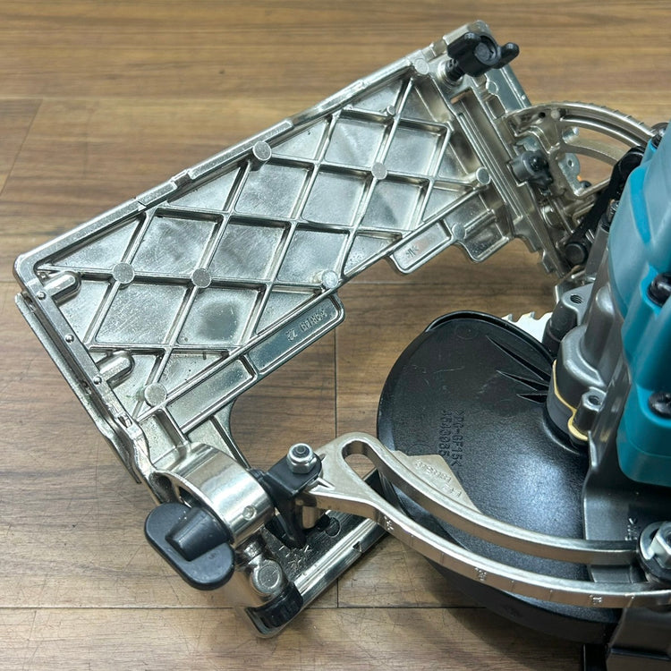 ◆マキタ(makita) コードレスマルノコ HS006GRDX 【船橋馬込店】