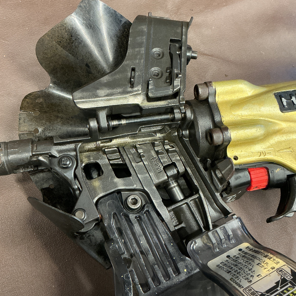 【中古品】 日立工機(HITACHI) ハイコーキ(HiKOKI) 高圧エア釘打ち機 NV65HMC 【越谷店】