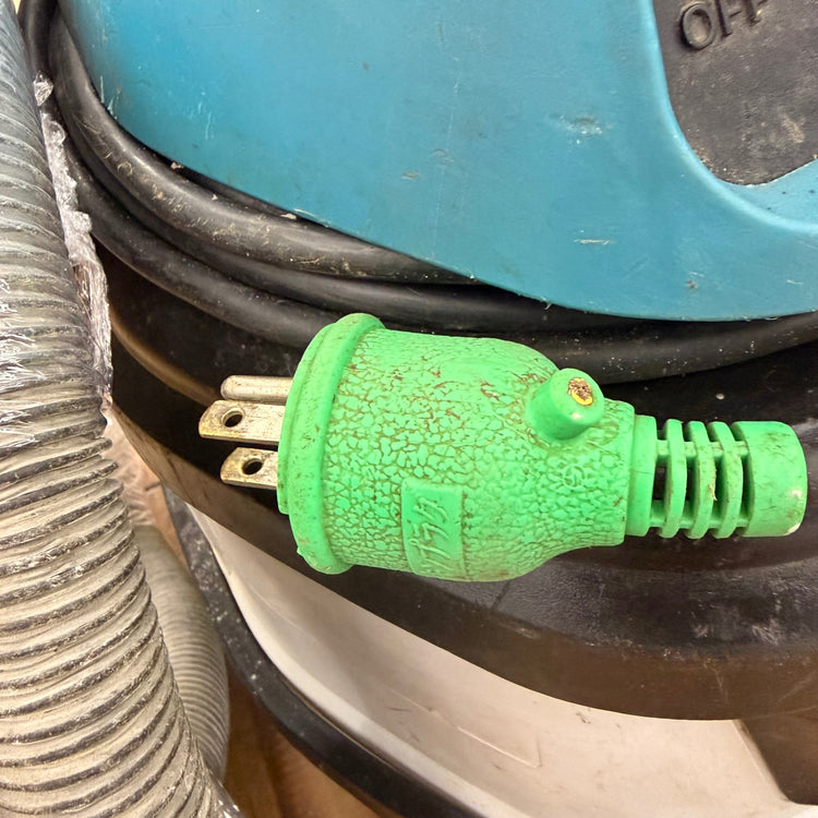 動作良好  乾湿両用集じん機 482 3ピンプラグ 【リライズ蓮田店】