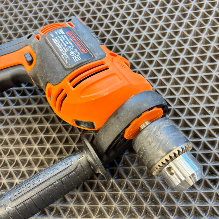 BLACK+DECKER(ブラックアンドデッカー):550W 13mm 振動ドリル BLACK&DECKER コンパクト 軽量 サイドハンドル DIY 日曜大工 BEH550-JP 【越谷店】