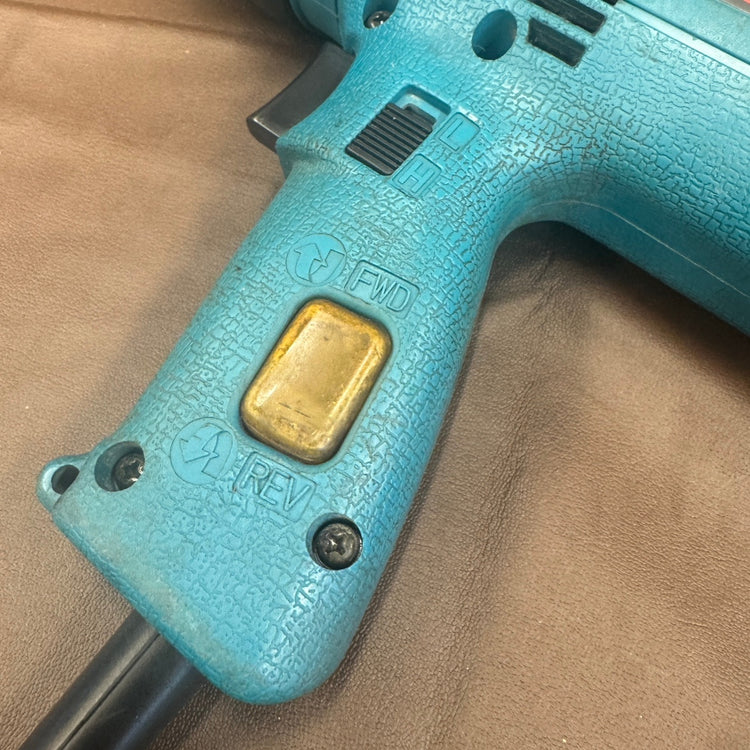 【中古】AC100V インパクトドライバ 6904V 【越谷店】