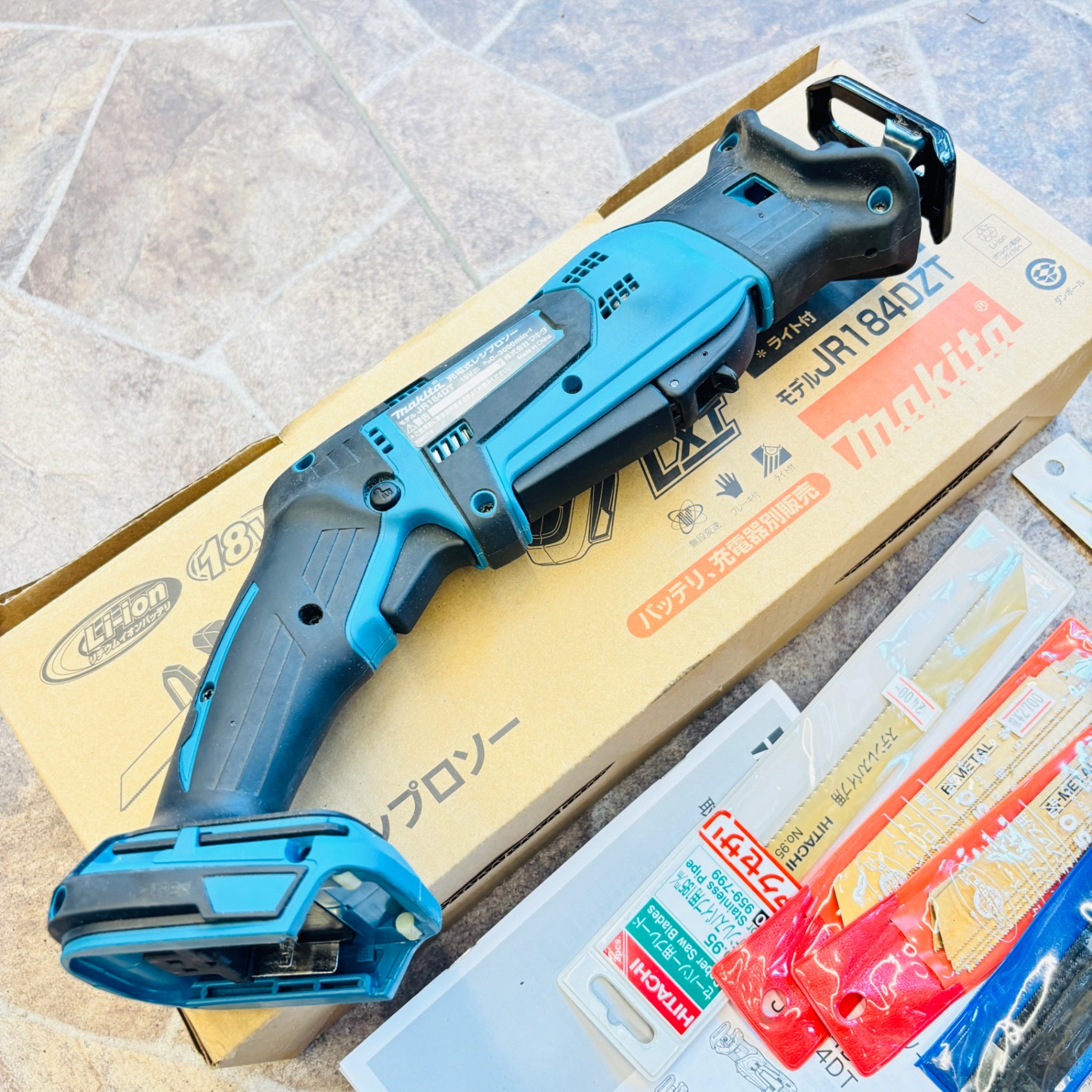 ◆マキタ(makita) コードレスレシプロソー JR184DZT 【越谷店】