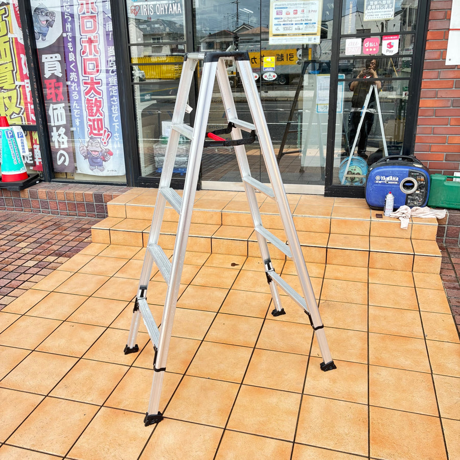 【店頭引取限定・発送不可】 専用脚立 脚軽 伸縮 5段 RZS-15a 【2020年モデル】 【市川行徳店】