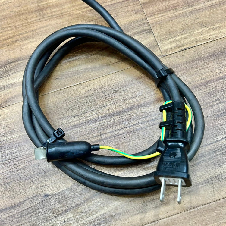 美品 マキタ makita UT2400 カクハン機 攪拌機 【船橋馬込店】