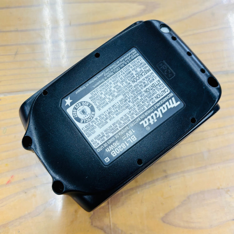 【コンパクト便】純正品 18Vリチウムイオンバッテリー 薄型 2.0Ah BL1820B 【中古】蓮田店】