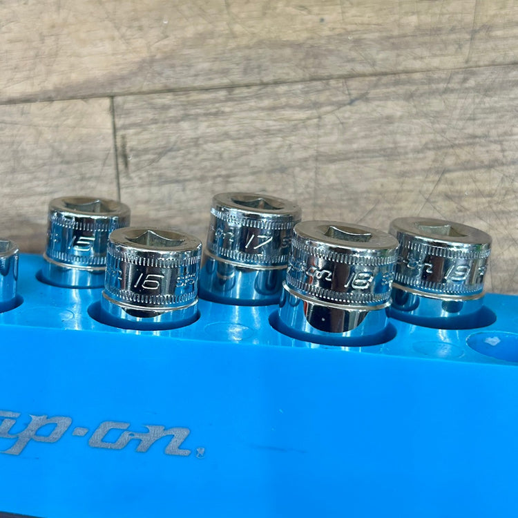 マグネットソケットホルダー付き Snap-on (スナップオン) 3/8 6角 ディープ ソケット 11個セット SFSM 212SFSMY 【船橋馬込店】