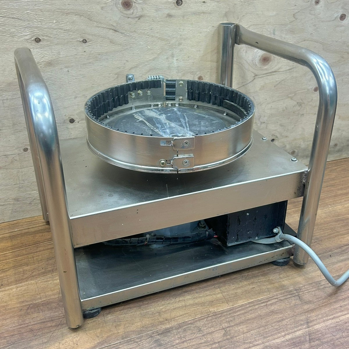良品 6Lパドル付き ミキスタ工業 シーリング材用撹拌機 軽量型ミキスタ 【船橋馬込店】