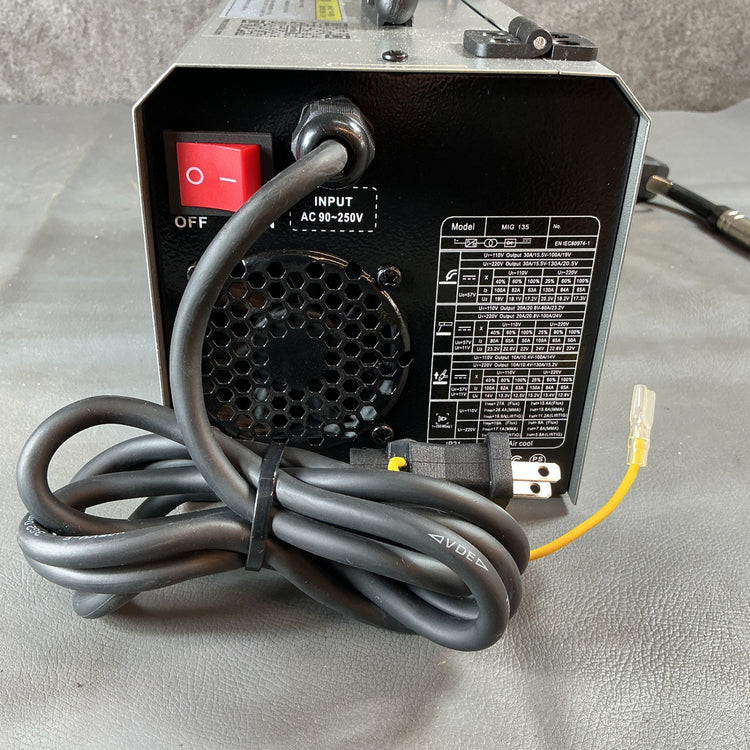【中古】Harukiku ノンガス半自動溶接機  MIG135  【越谷店】