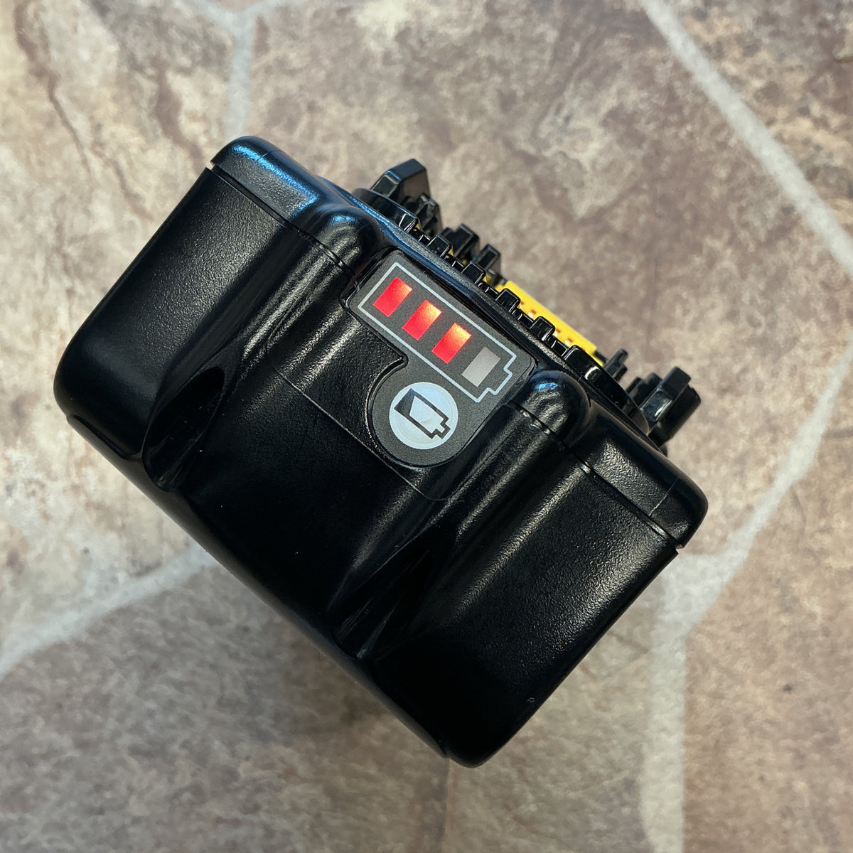 【中古・動作良好！】 マキタ makita 18V/6.0Ah リチウムイオンバッテリー BL1860B 【越谷店】