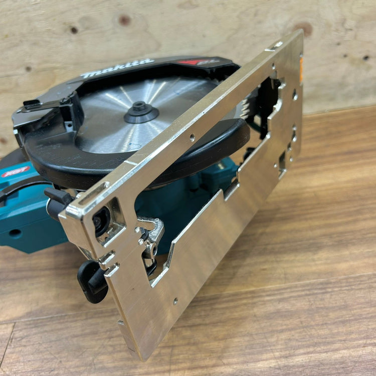 美品 マキタ (makita) コードレス丸のこ 40V 165mm HS001GZ 本体のみ  【船橋馬込店】
