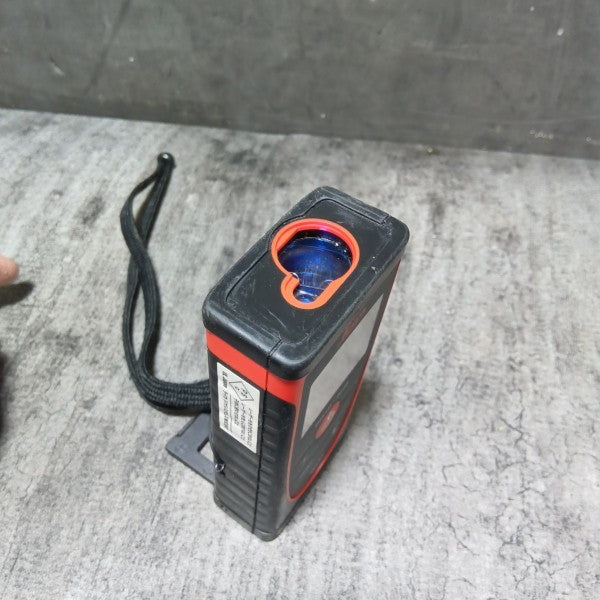 レーザー距離計 D210 【市川行徳店】※校正等の精度の保証はございません