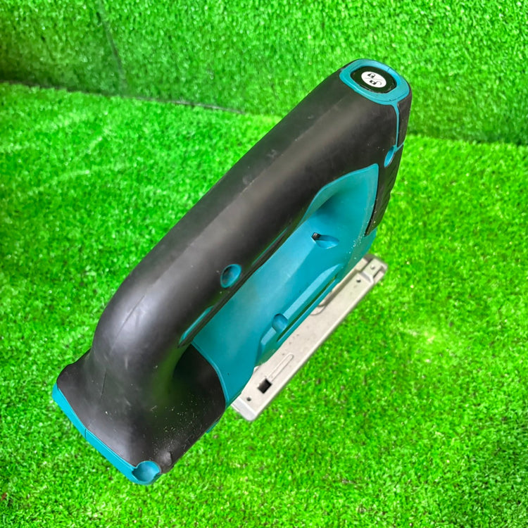 マキタ(Makita) 充電式ジグソー10.8V (本体のみ) JV103DZ 【船橋馬込店】