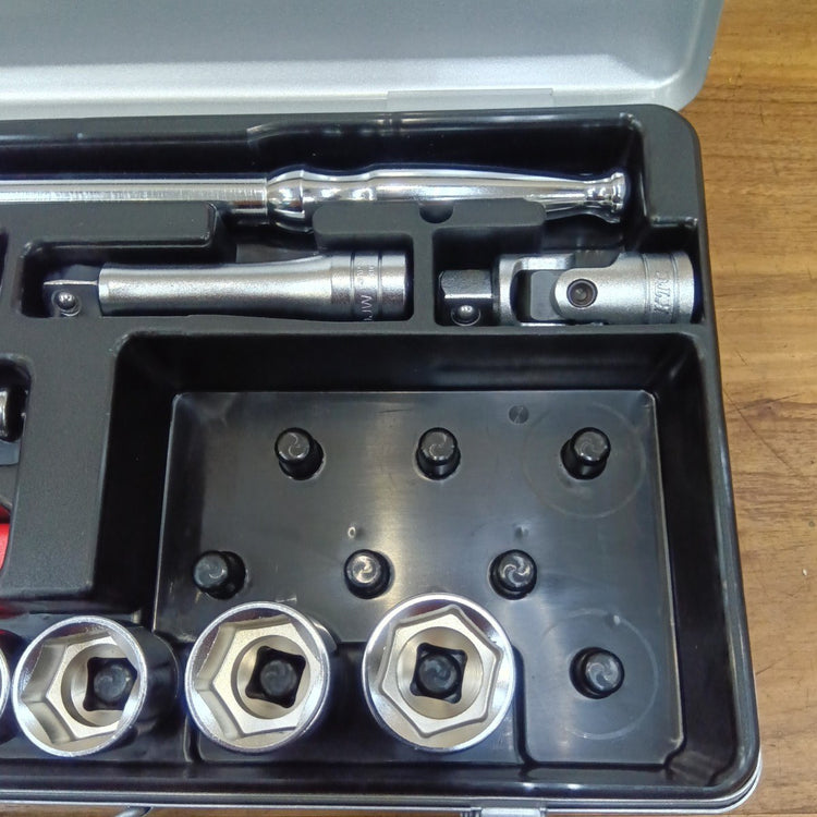 【美品中古】 KTC 京都機械工具 12.7sq. ソケットレンチセット TB413 【船橋馬込店】
