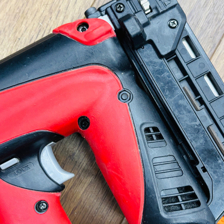 14.4V 充電式ピンネイラ TJ-35P2 本体のみ【リライズ蓮田店】