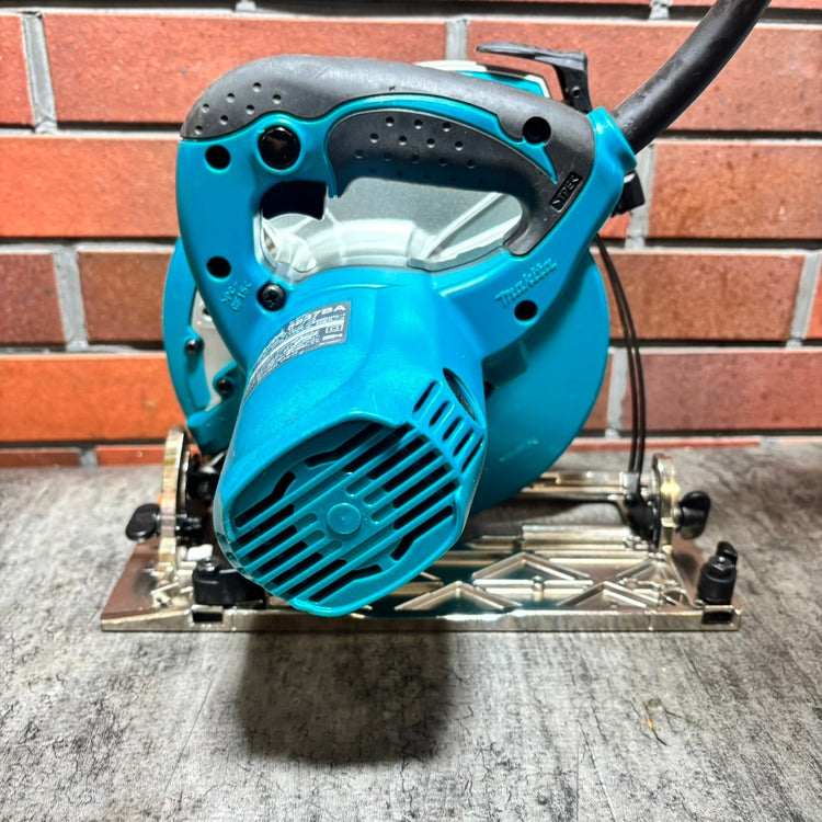◆マキタ(makita) 190mmマルノコ 5837BA 【市川行徳店】
