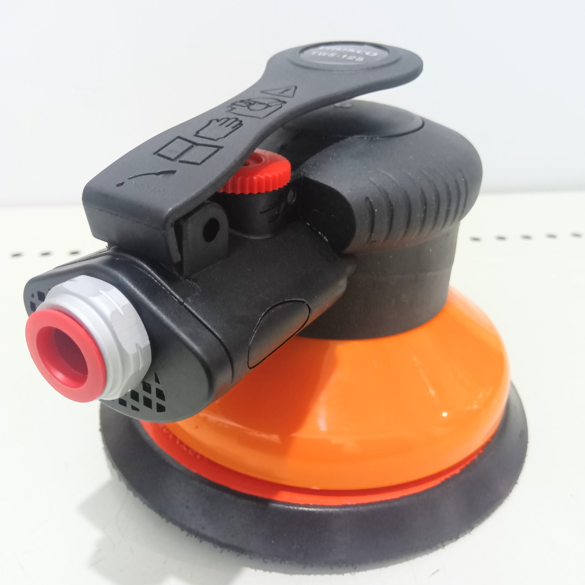 TRUSCO(トラスコ) 非吸塵式ダブルアクションサンダー 125mm 低重心・軽量タイプ TWS-125 【船橋馬込店】