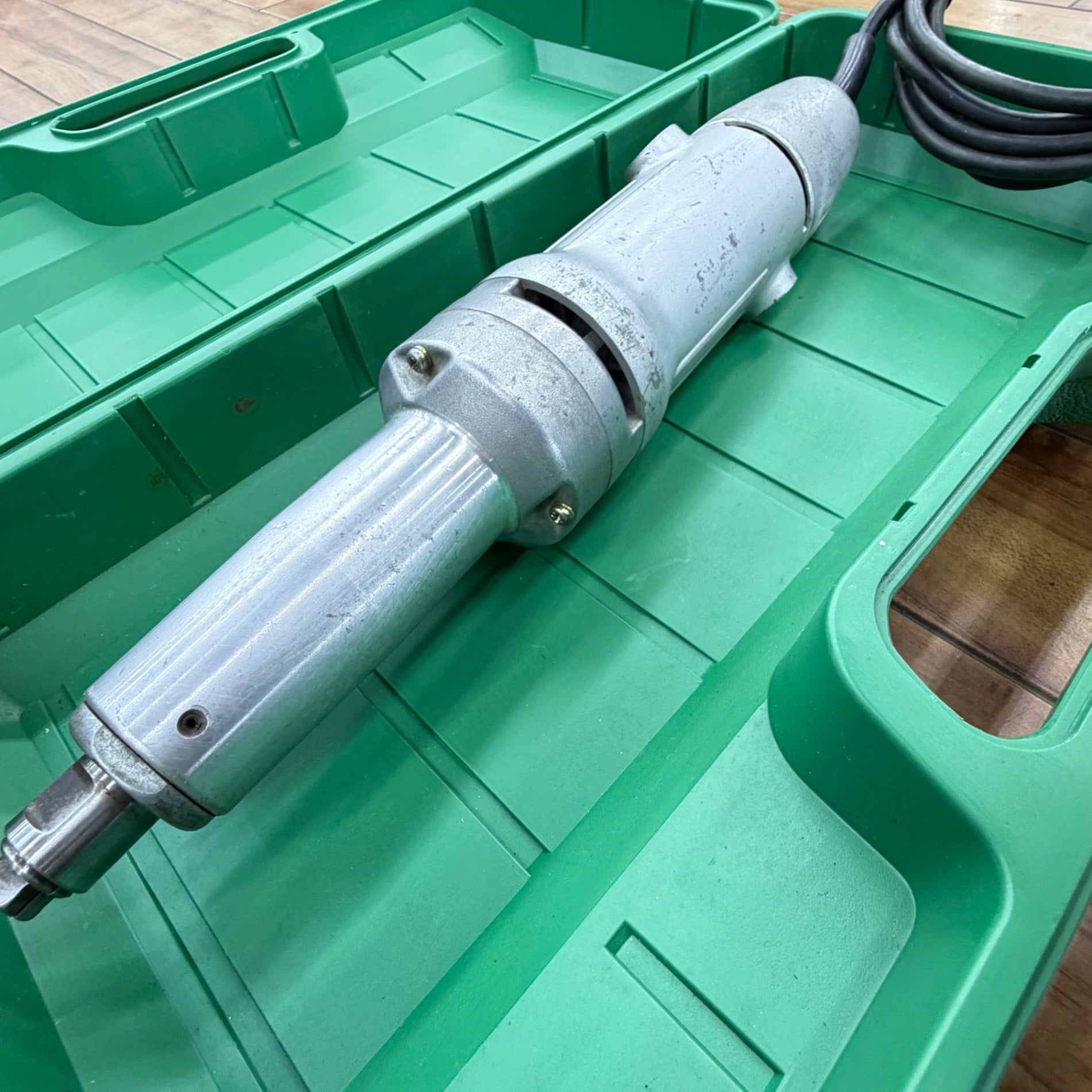 動作確認済み 100V ハンドグラインダ LDU6 【リライズ蓮田店】