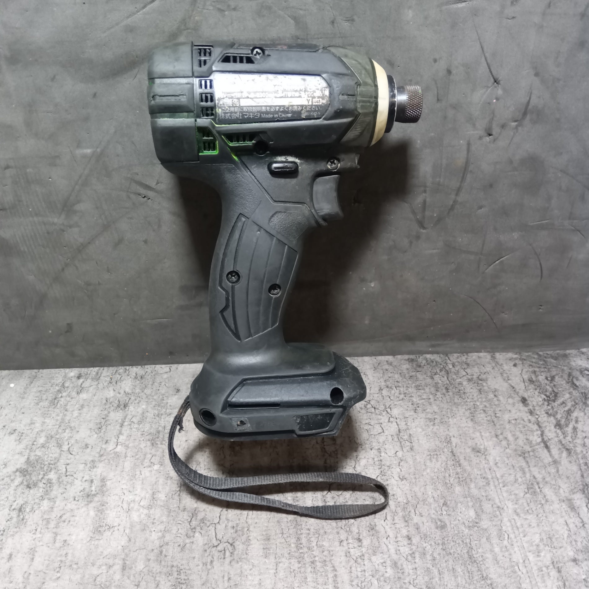 コードレスインパクトドライバー TD149DZB 【市川行徳店】※ペンキ汚れあり